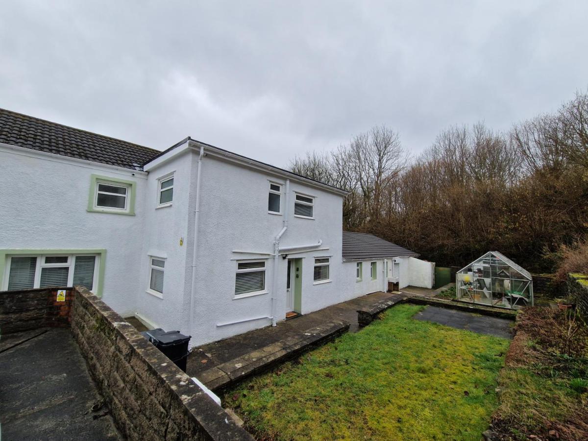 Lewis Gethin House, Newly Renovated Cottage Sleeps 9, Close To Bike Park Wales Merthyr Tydfil Exterior photo